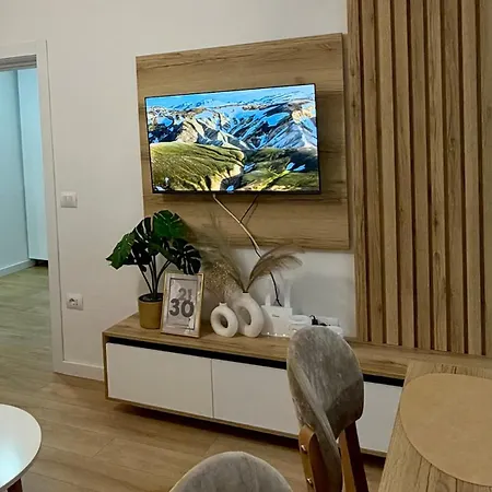 Cozy & Modern Retreat 10 Min From Center Appartement *
